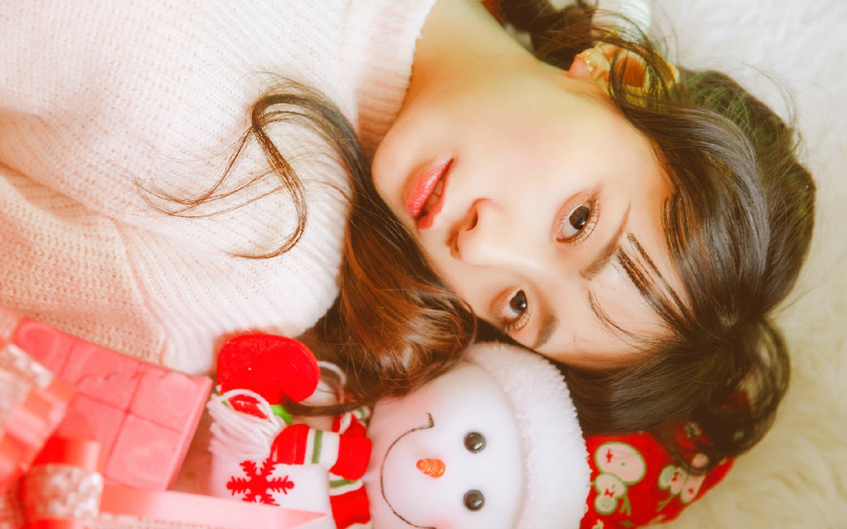 苏炳添现场为少年田径赛发枪，播放苏炳添田径